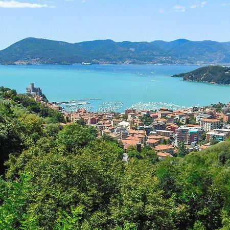 Cozy Apartment In La Spezia With Wifi Exterior photo