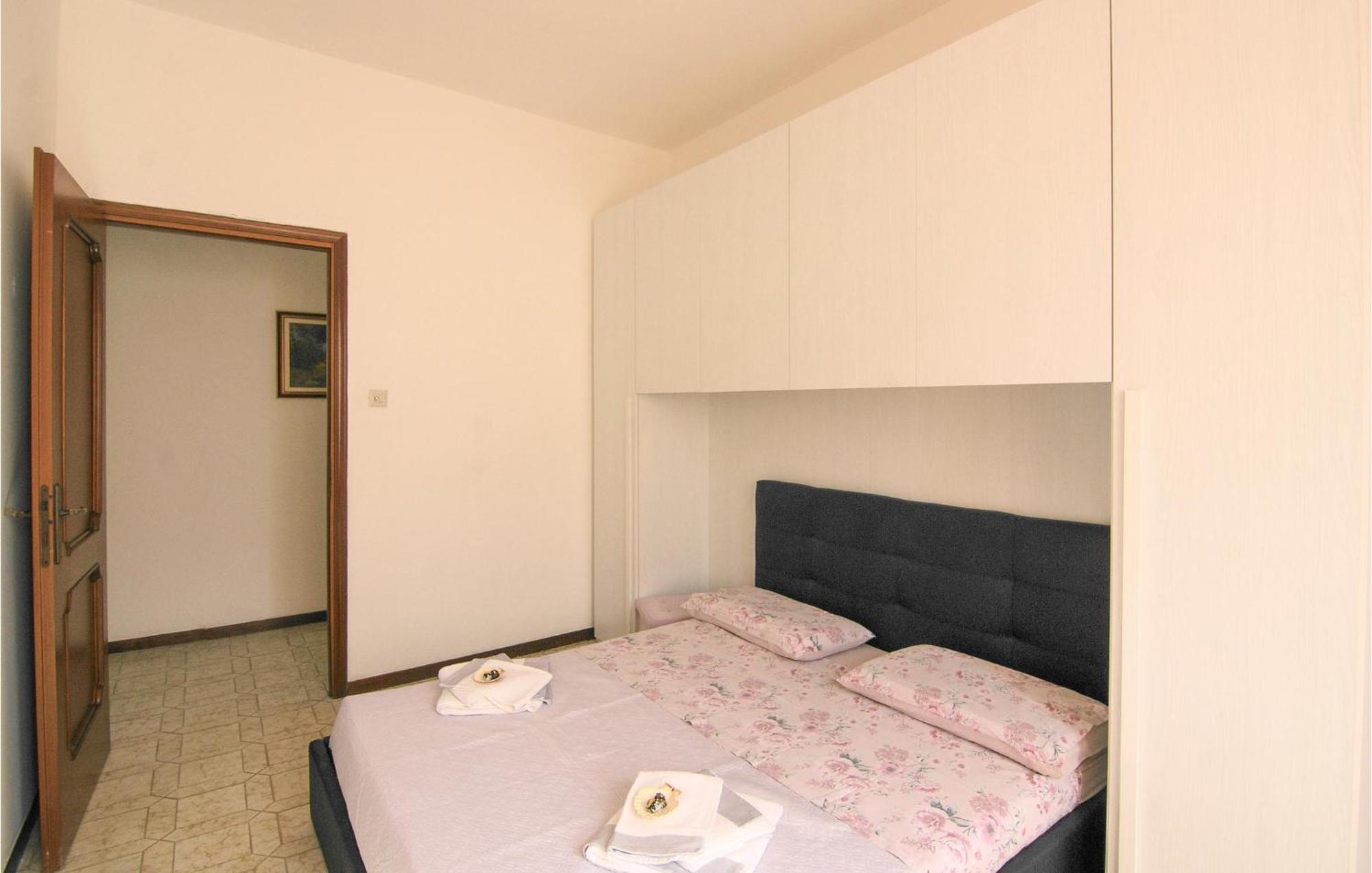 Cozy Apartment In La Spezia With Wifi Exterior photo