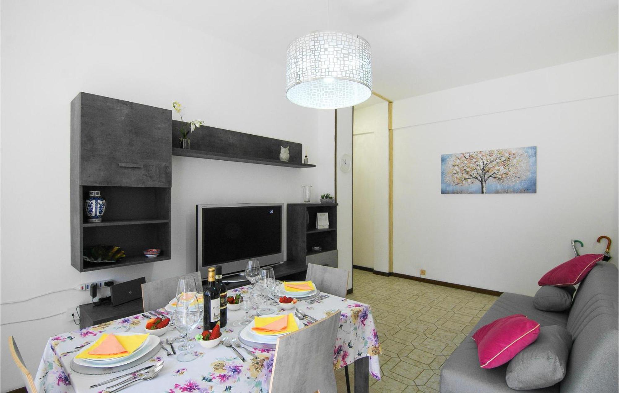 Cozy Apartment In La Spezia With Wifi Exterior photo