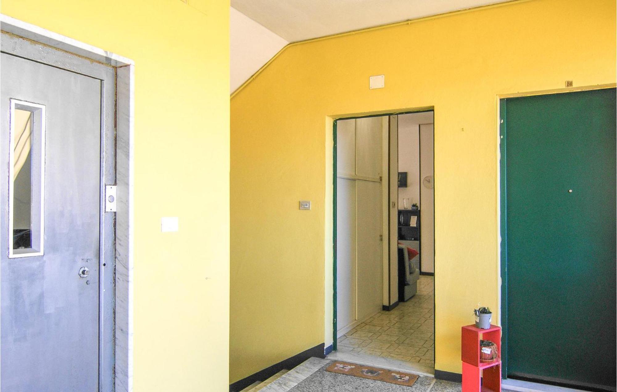 Cozy Apartment In La Spezia With Wifi Exterior photo