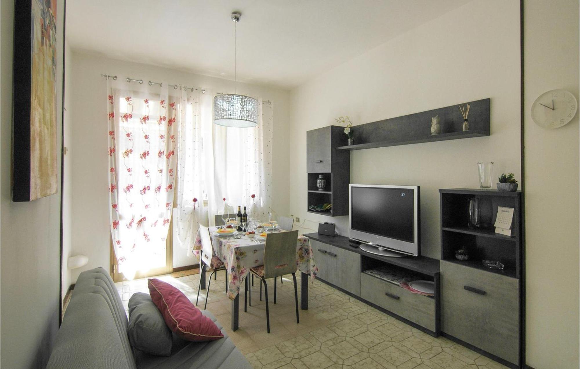 Cozy Apartment In La Spezia With Wifi Exterior photo