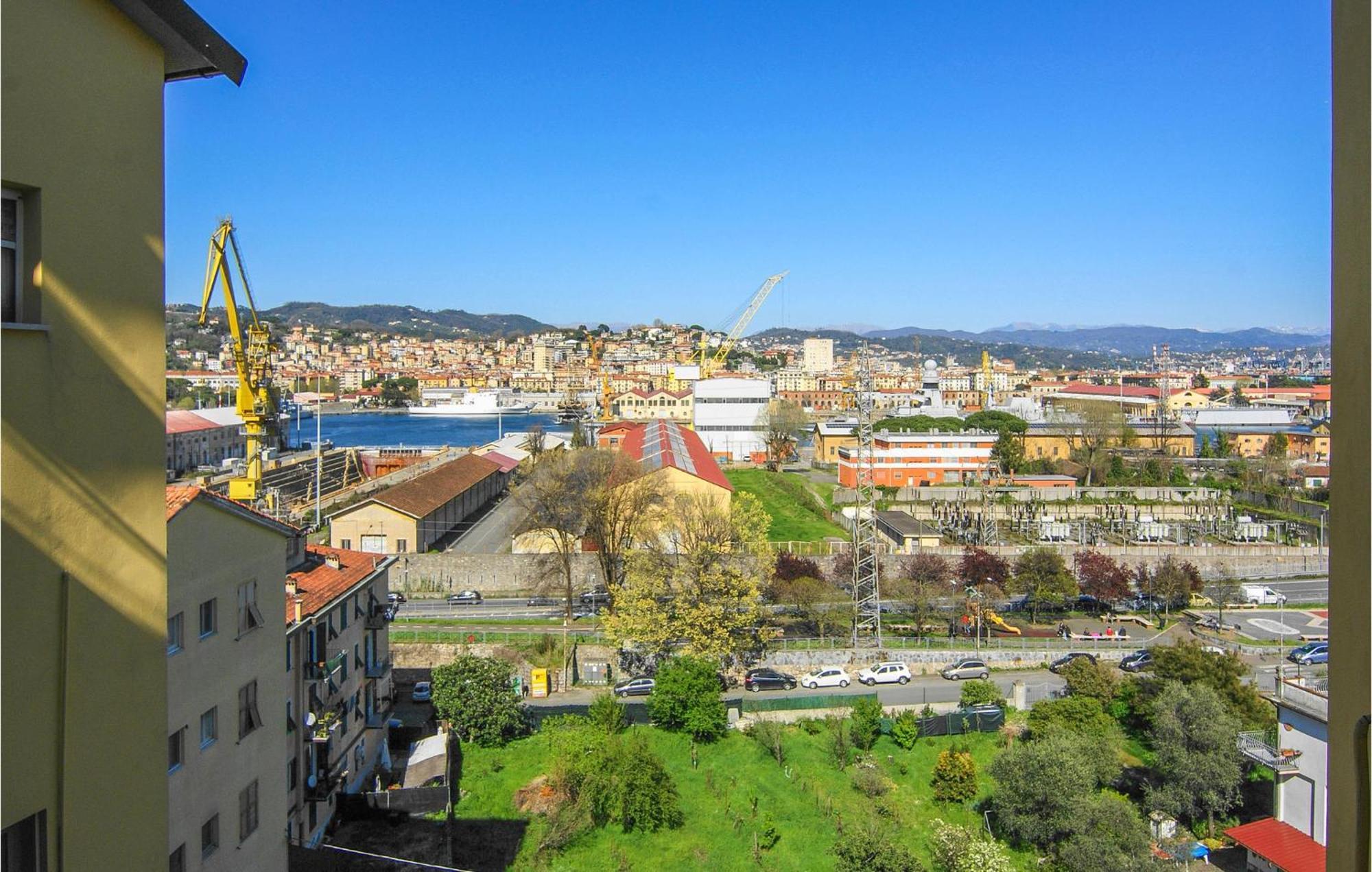 Cozy Apartment In La Spezia With Wifi Exterior photo
