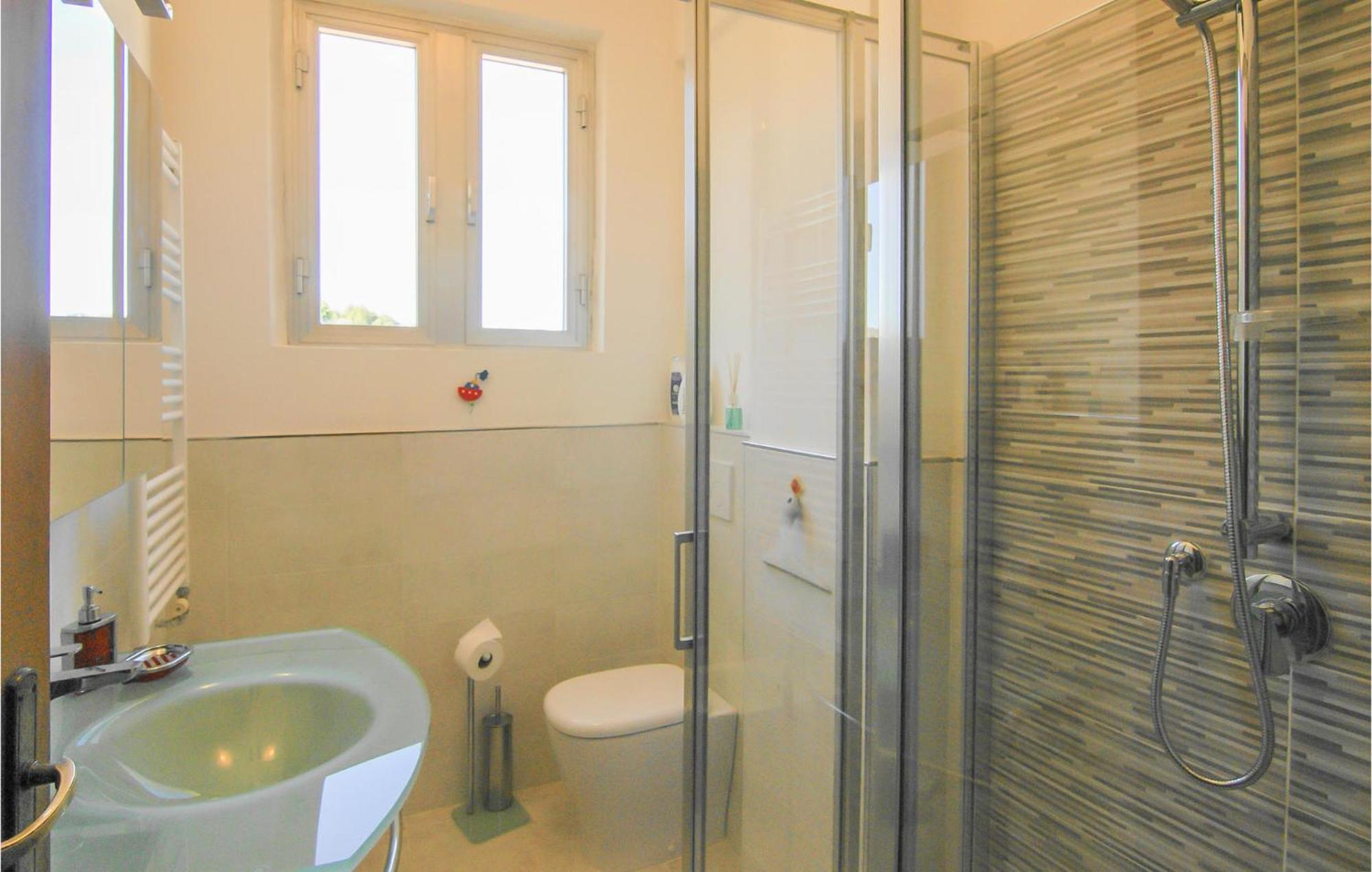 Cozy Apartment In La Spezia With Wifi Exterior photo